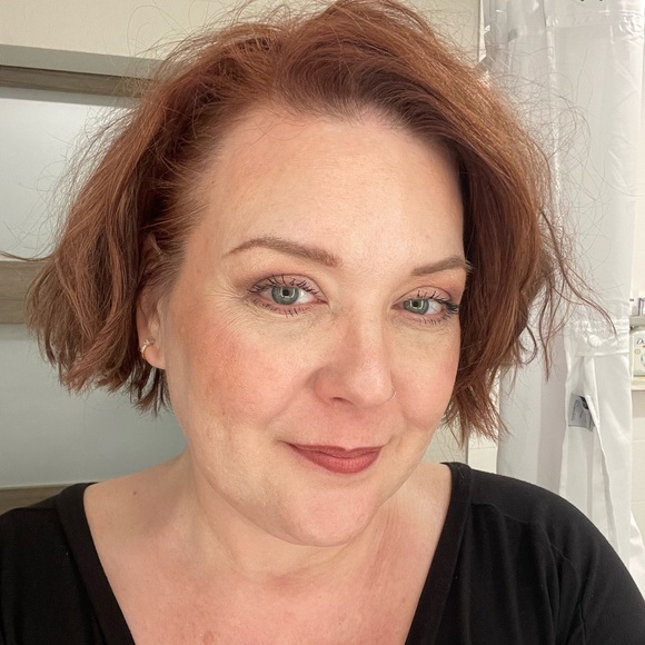 Meet your Posher, Sam - Picture 2 of 13